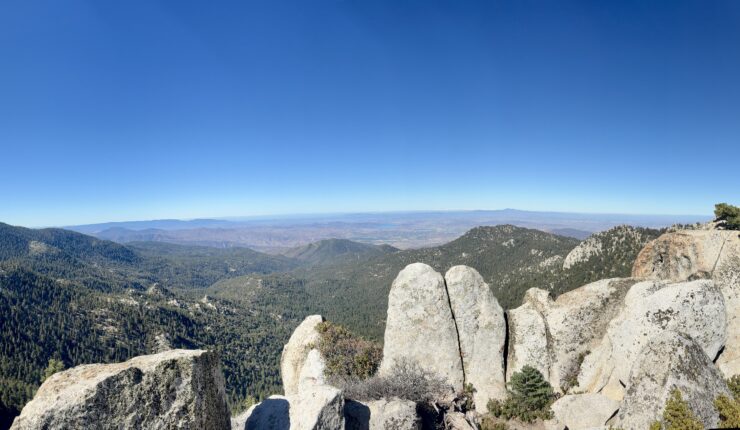 Hiking Fuller Ridge to Castle Rocks